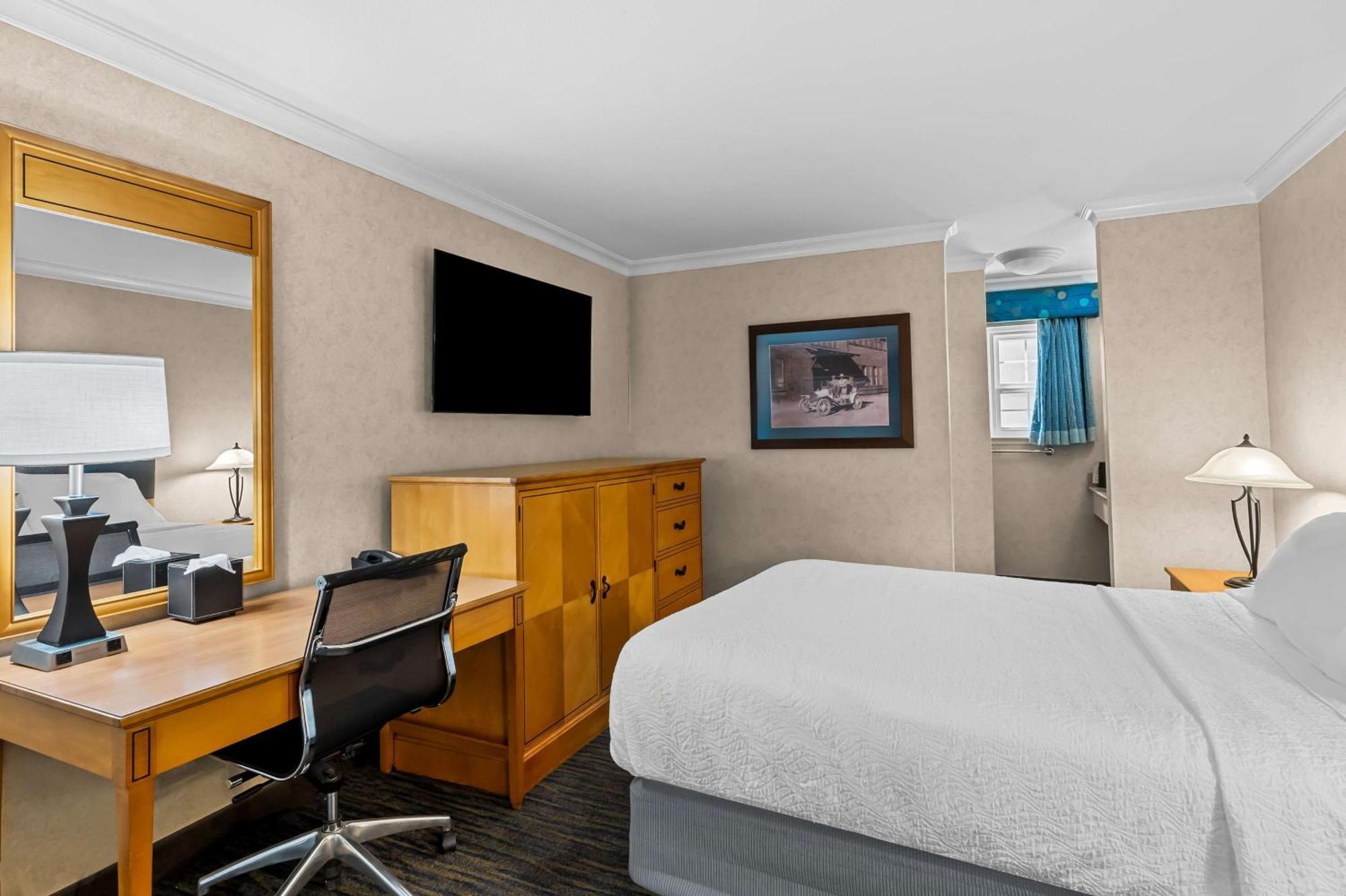 Best Western University Lodge Дейвис Экстерьер фото